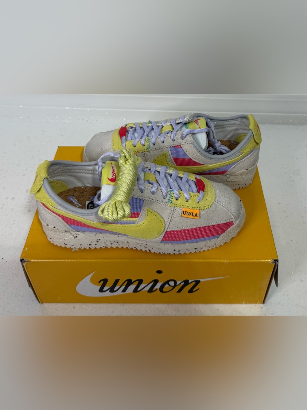 Nike Waffle One Low - Yellow, Pink, Blue Multicolor - Picture 3 of 3